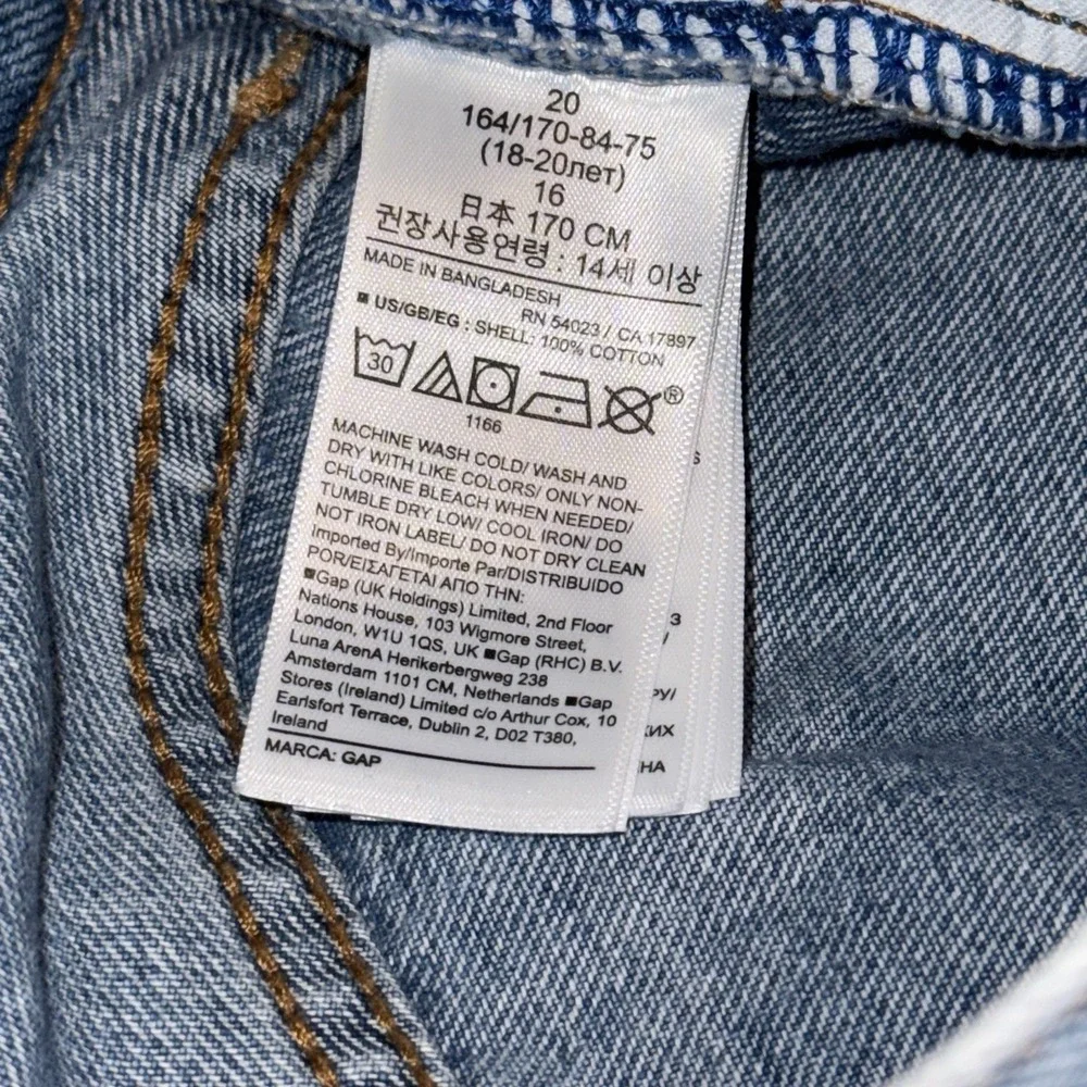Gap Teen 90s‎ Loose Fit Jeans Size 20 Light Wash Blue Denim